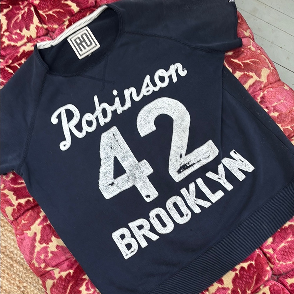 Navy Jackie Robinson number 42 Roots of Fight short sleeve cotton sweatshirt.